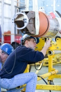 DEFENSE-scramjet-testbed-workshop-UQ At work on the HiFIRE Scramjet Testbed. Credit: University Of Queensland